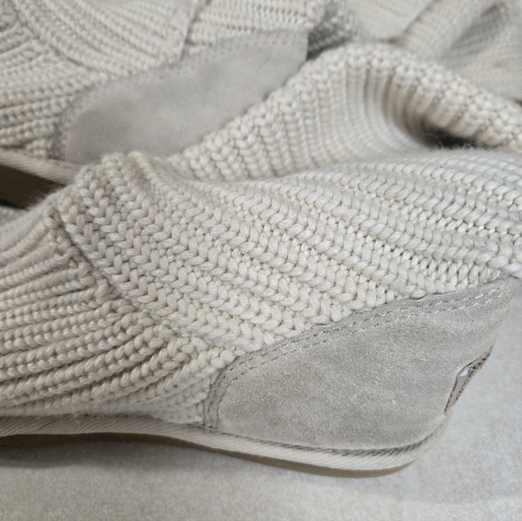 Ugg Cardy Knit Boots Size 9 - Picture 13 of 16